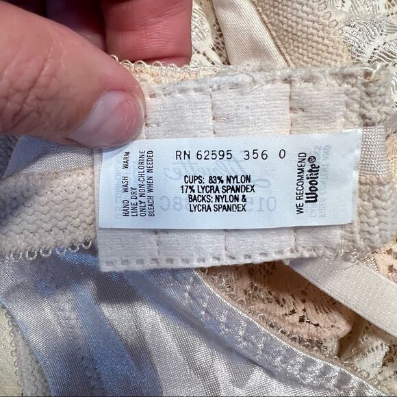 Lilyette bra 38C Lace - Picture 6 of 6